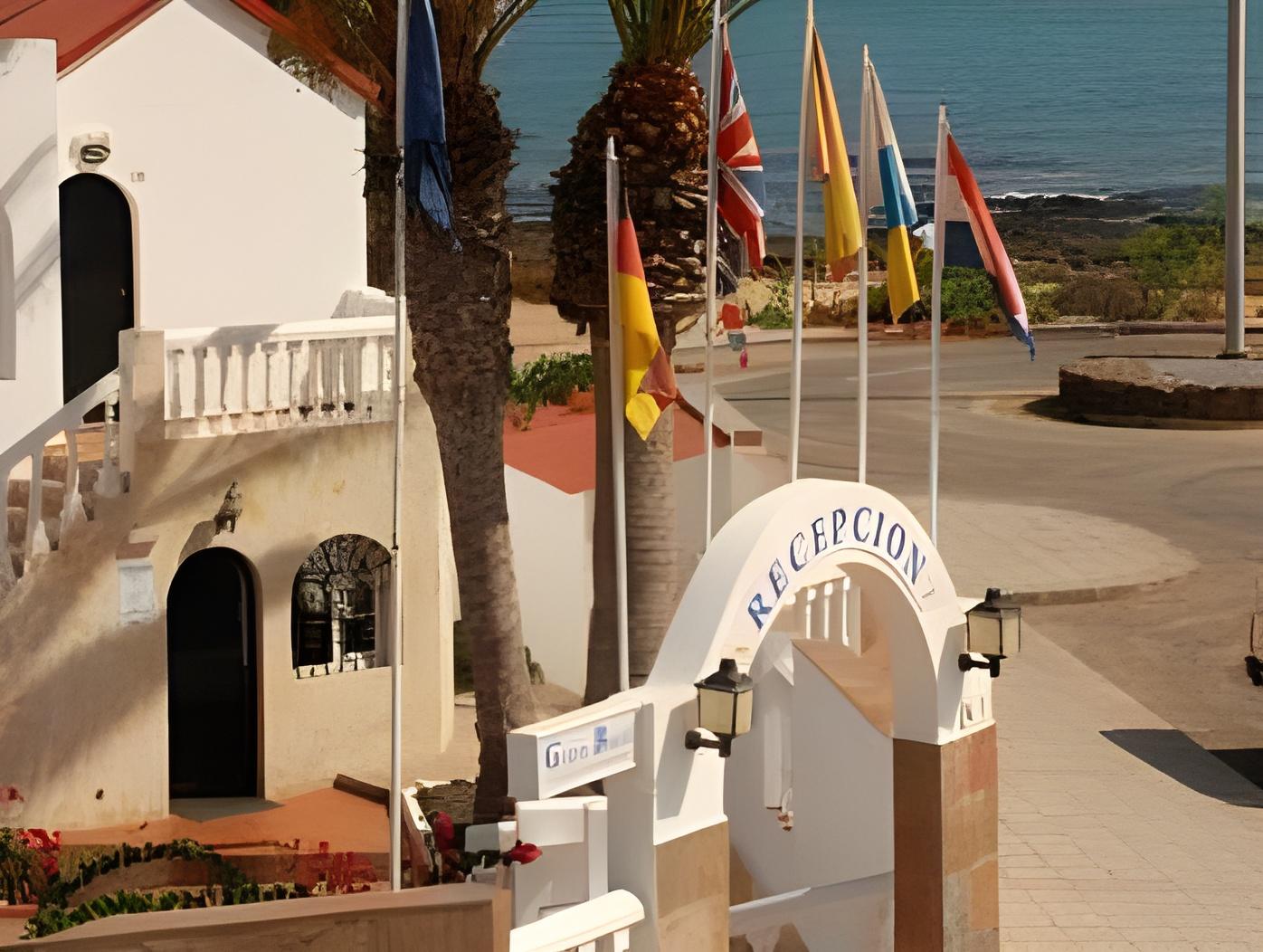 Apartamentos LIVVO Galera Beach 15/40