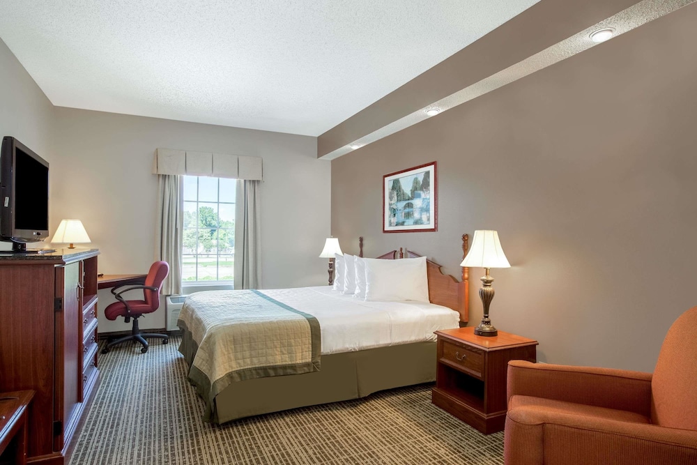 Comfort Inn Lafayette North I-10 8/19