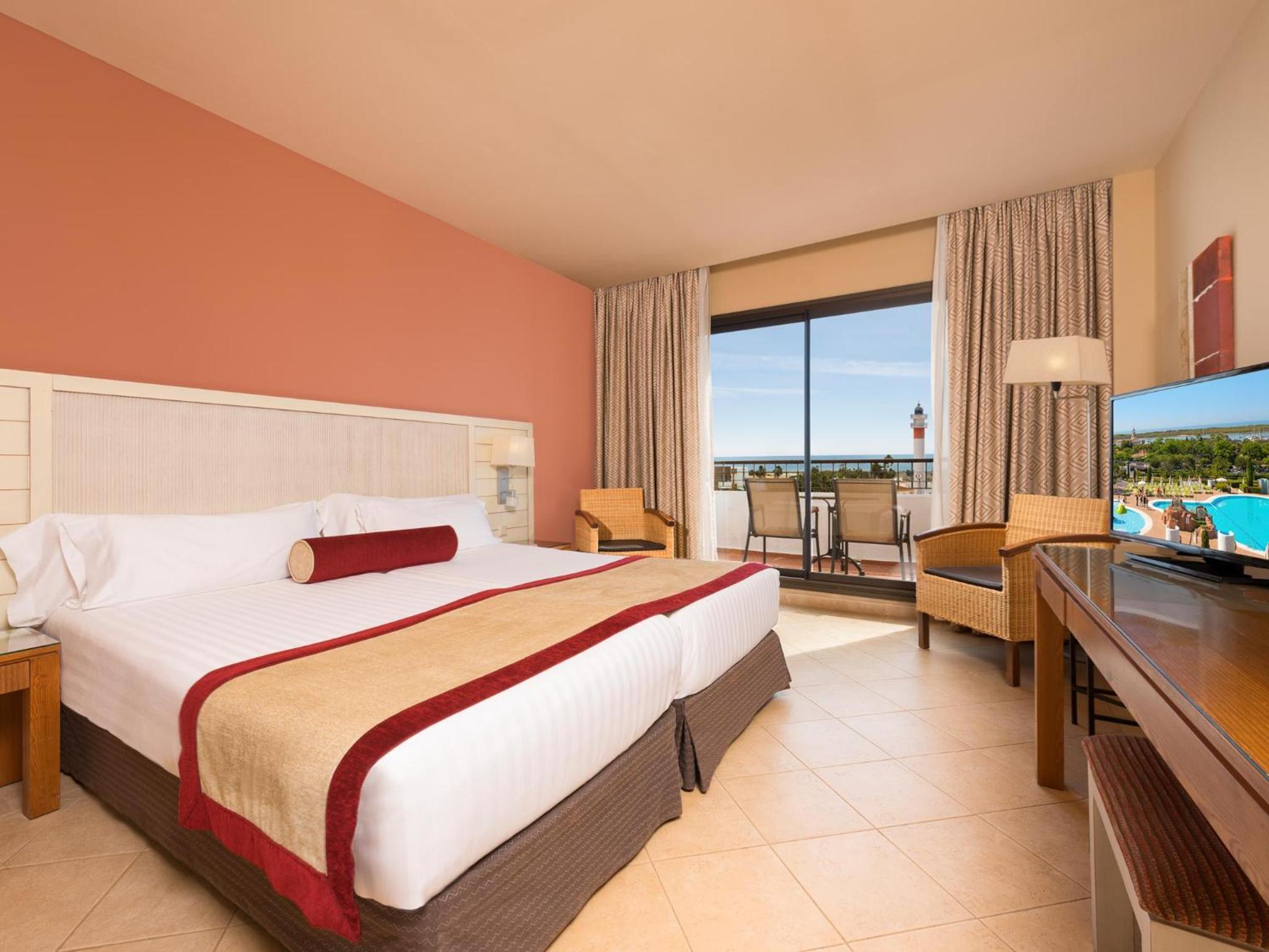 Room, Twin Beds, Sea Front