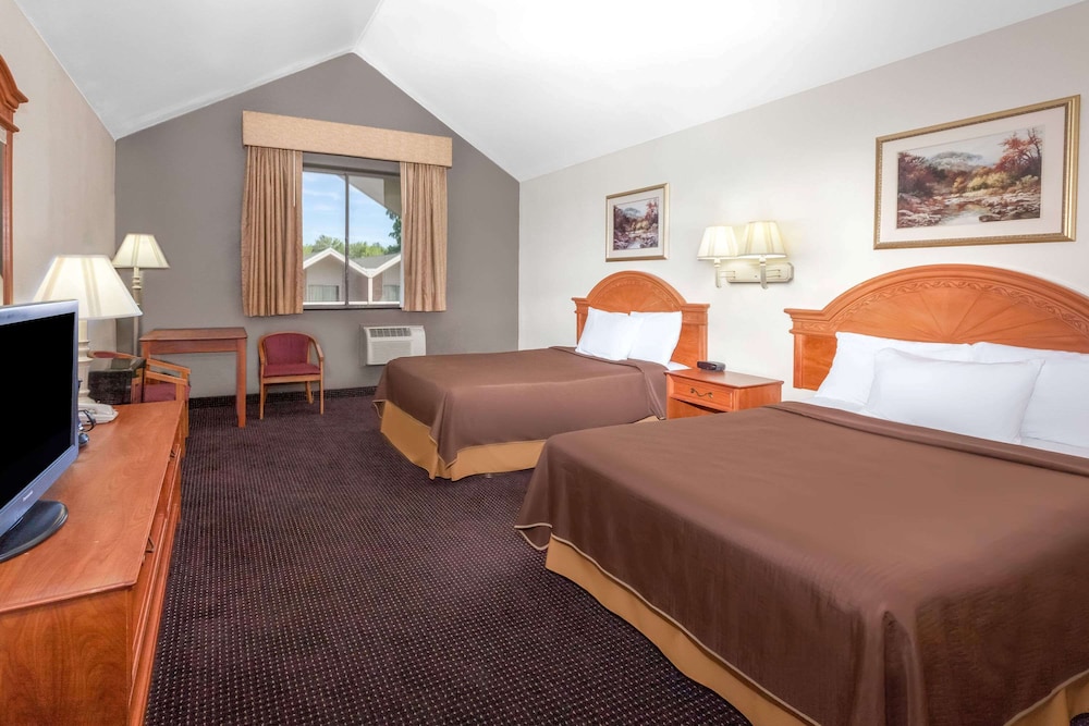 Travelodge By Wyndham Jackson 10/20