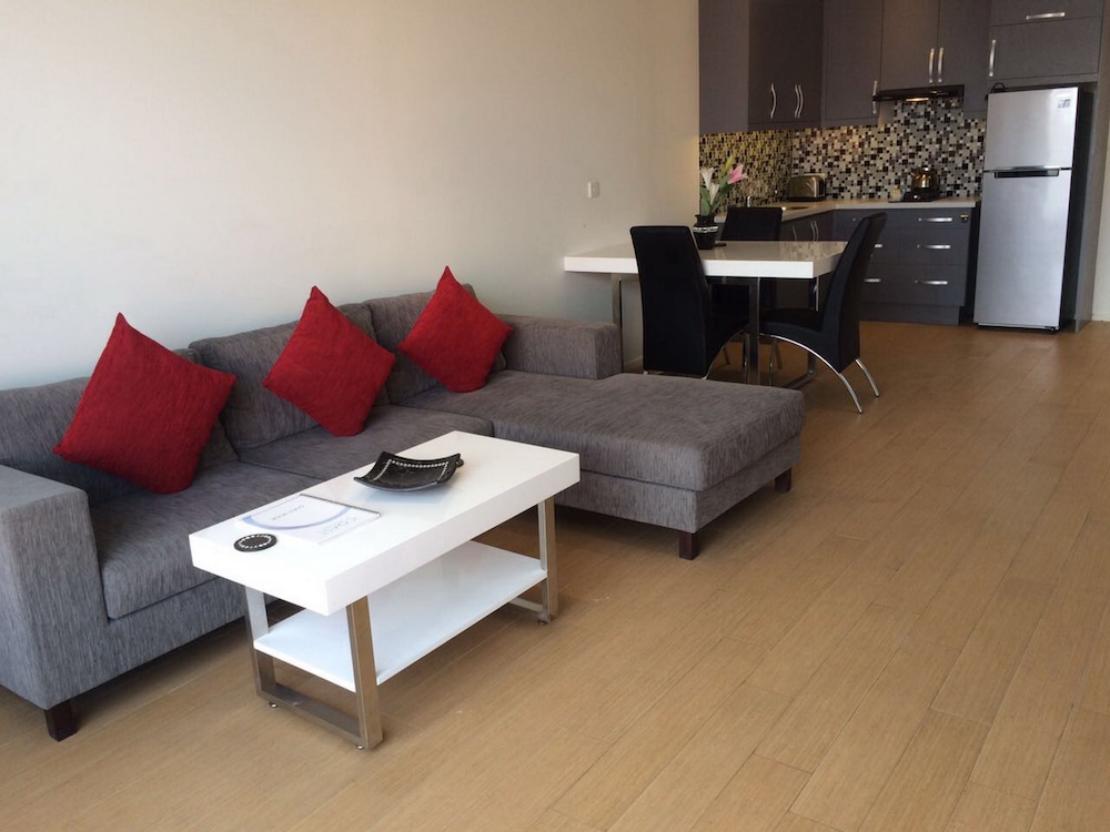 Coast Boutique Apartments 41/53