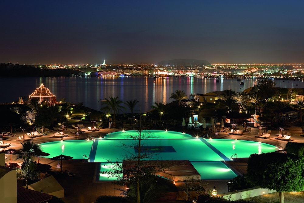 Movenpick Resort Sharm El Sheik Naama Bay 12/82