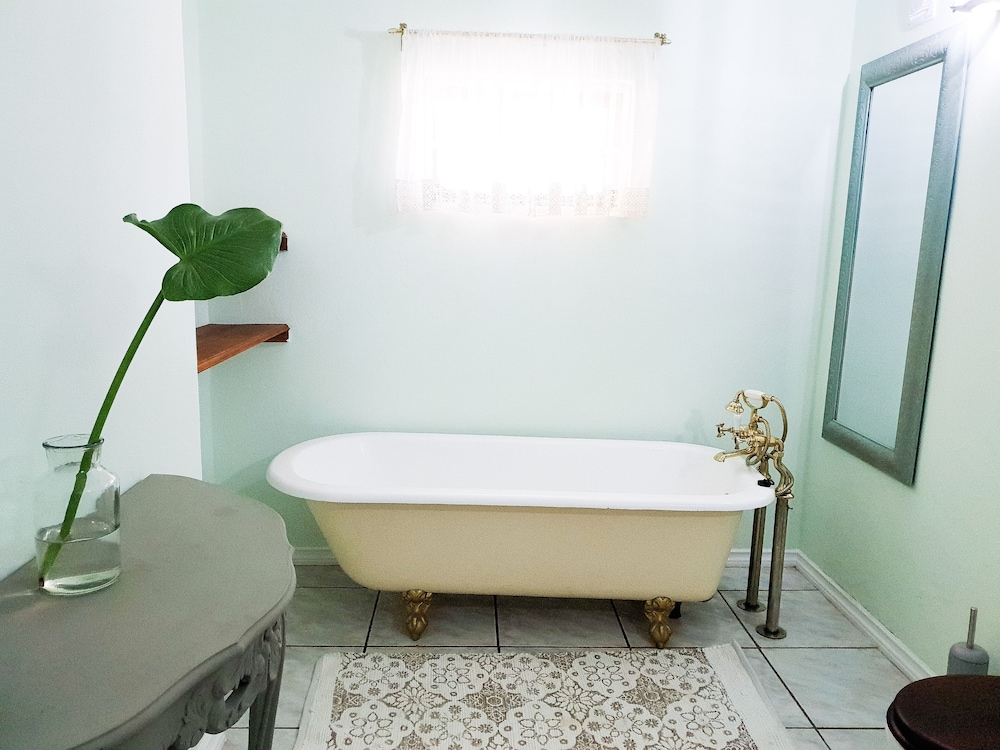 Bauhenia Guesthouse 32/32