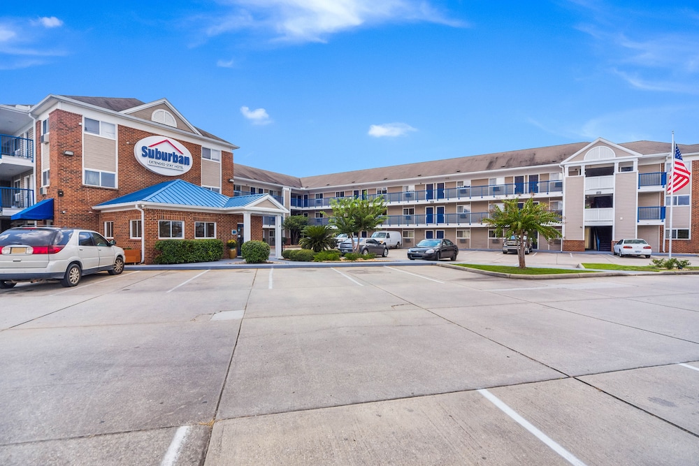 Suburban Studios Biloxi North Area 5/45