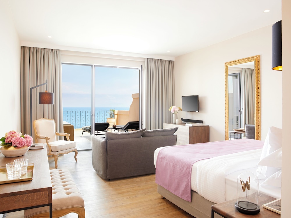 JUNIOR SUITE, DELUXE, JETTED TUB