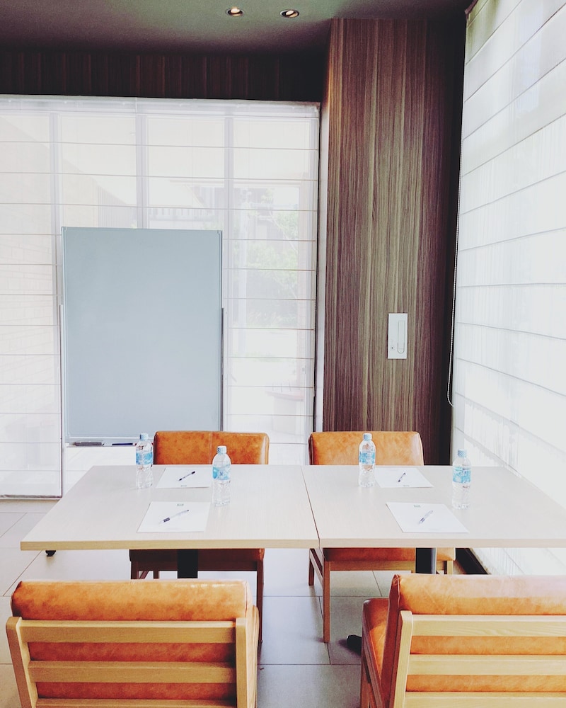 Ibis Styles Tokyo Bay 53/63