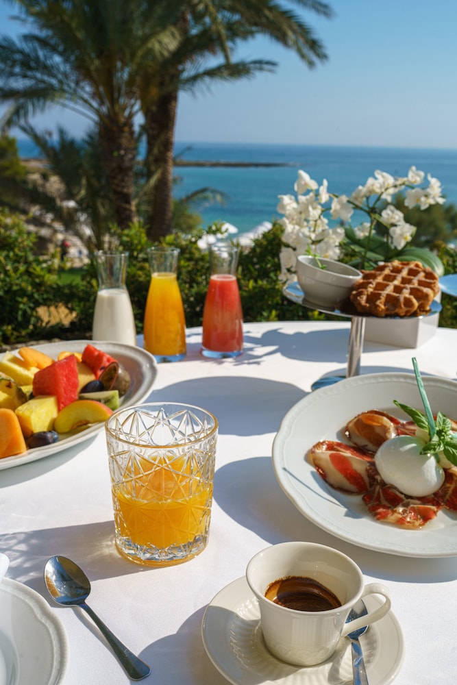 Grotta Palazzese Beach Hotel 48/61