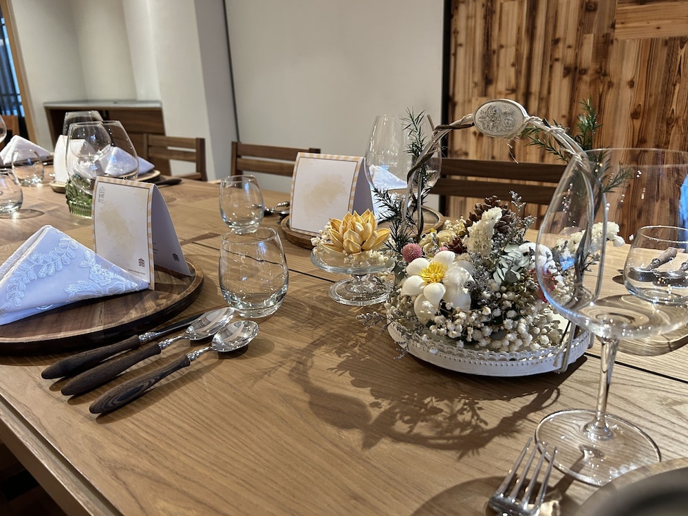 Yitel Hotel shanghai hongqiao Airport Lianming Road branch (ex Timeless Boutique House) 57/69