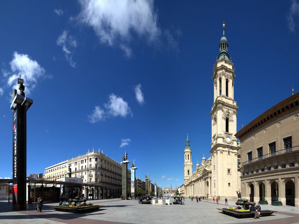 Hotel Pilar Plaza Zaragoza 3/66
