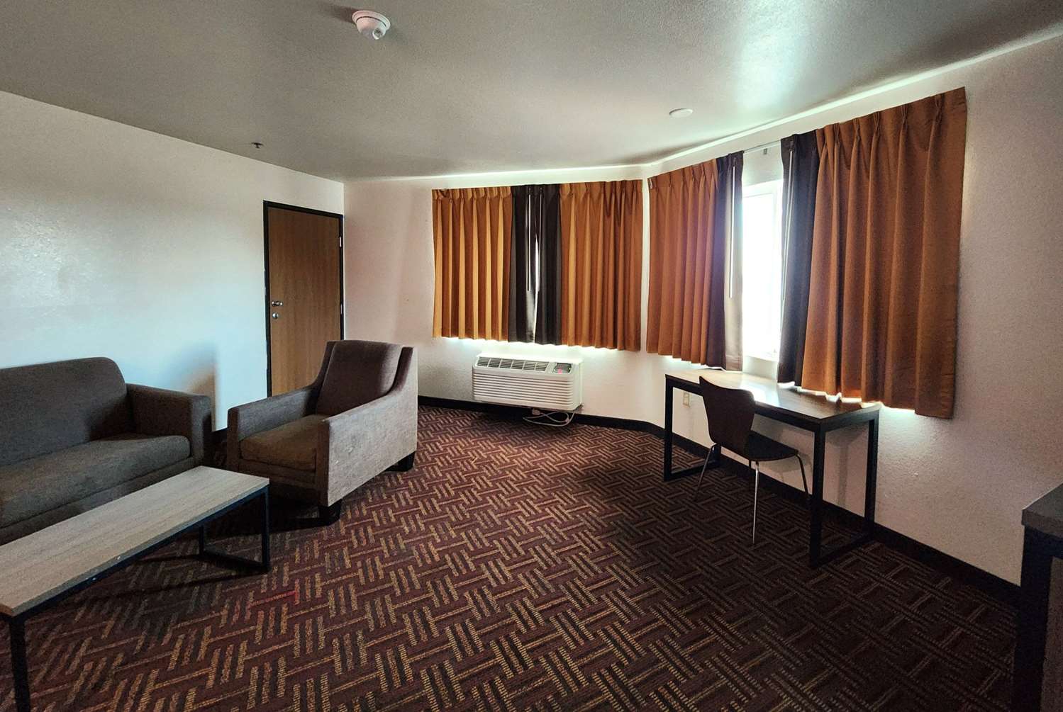 Super 8 By Wyndham Austin North/University Area 18/32