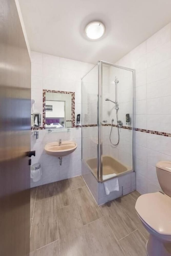 Hotel Klein 39/41