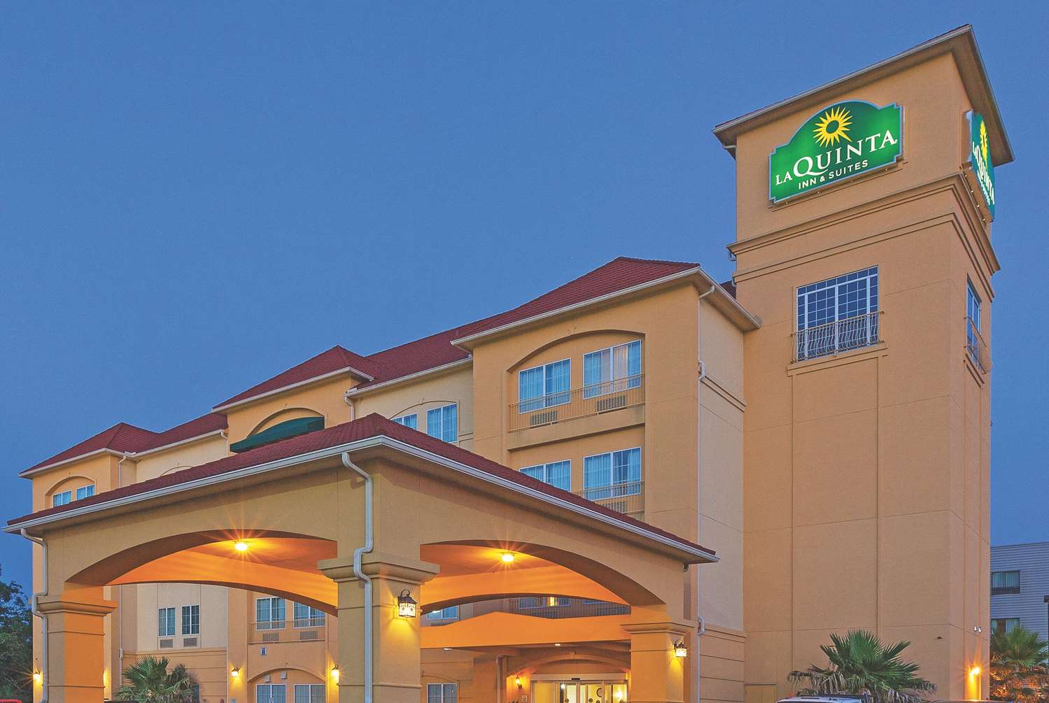 La Quinta Inn And Suites By Wyndham Columbus Tx 2/60