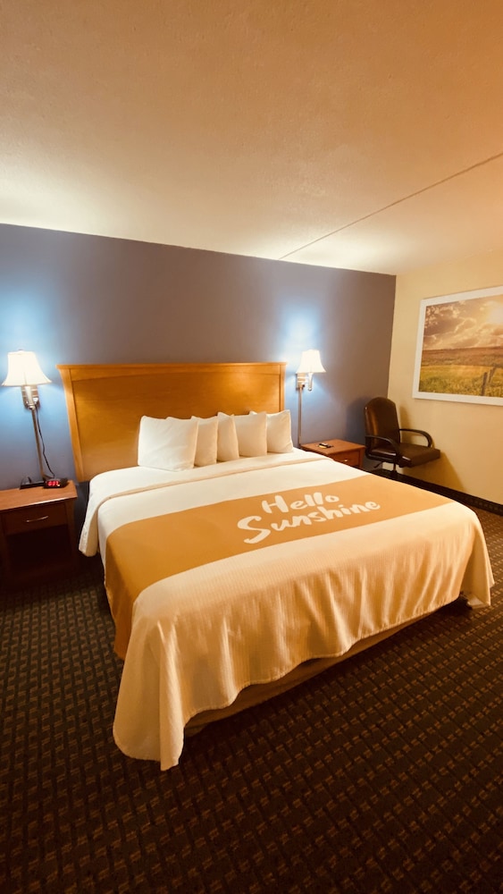Days Inn by Wyndham Salina South 34/60