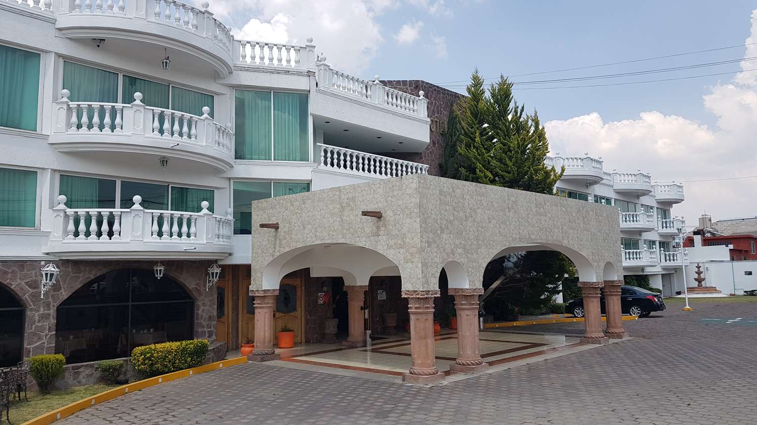 Best Western Toluca 4/35
