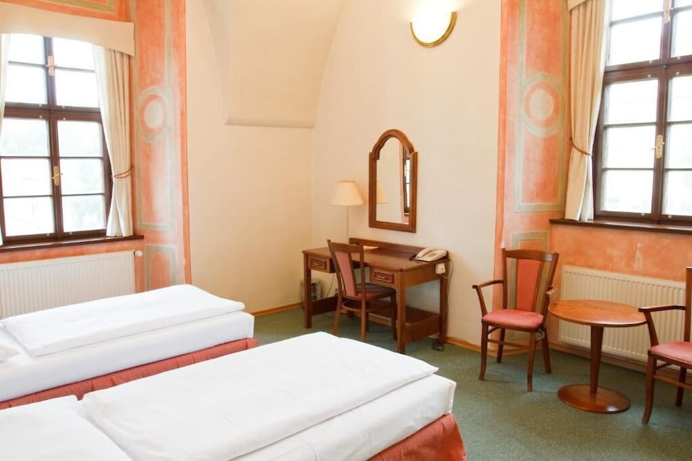 Hotel Adalbert 27/69