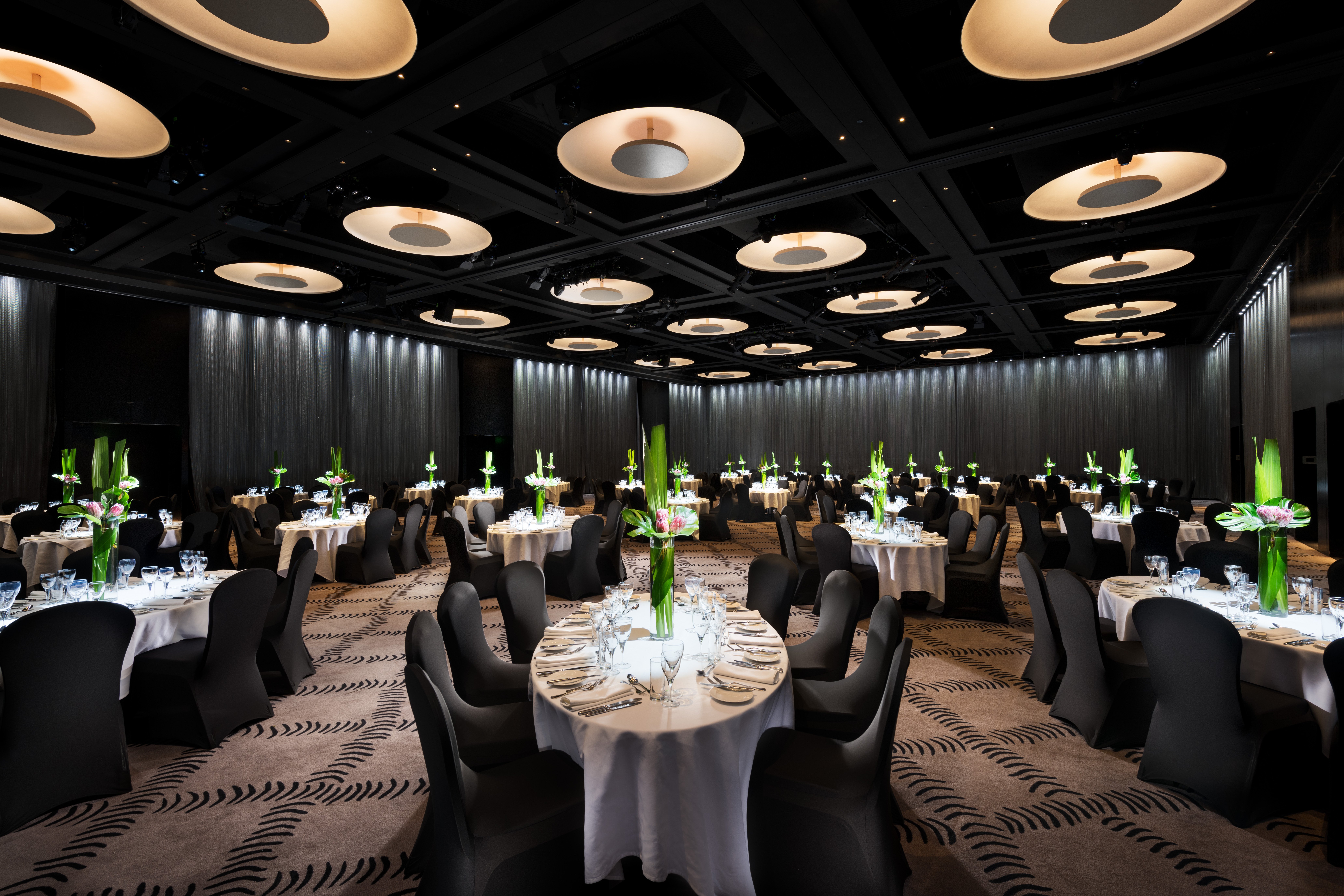 Hilton Adelaide 61/80