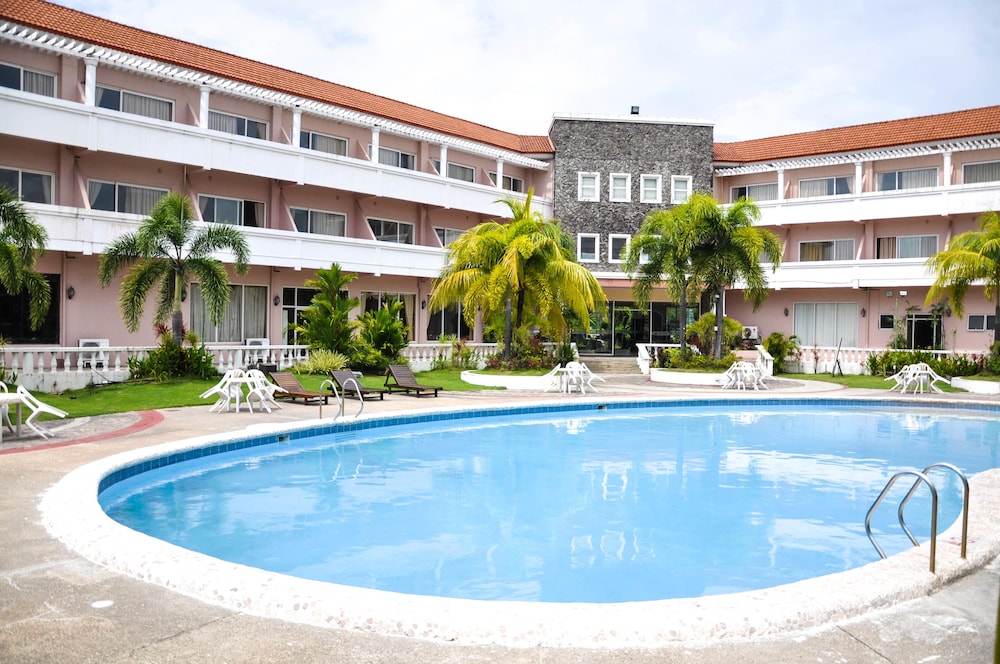 Vista Marina Hotel And Resort 51/52