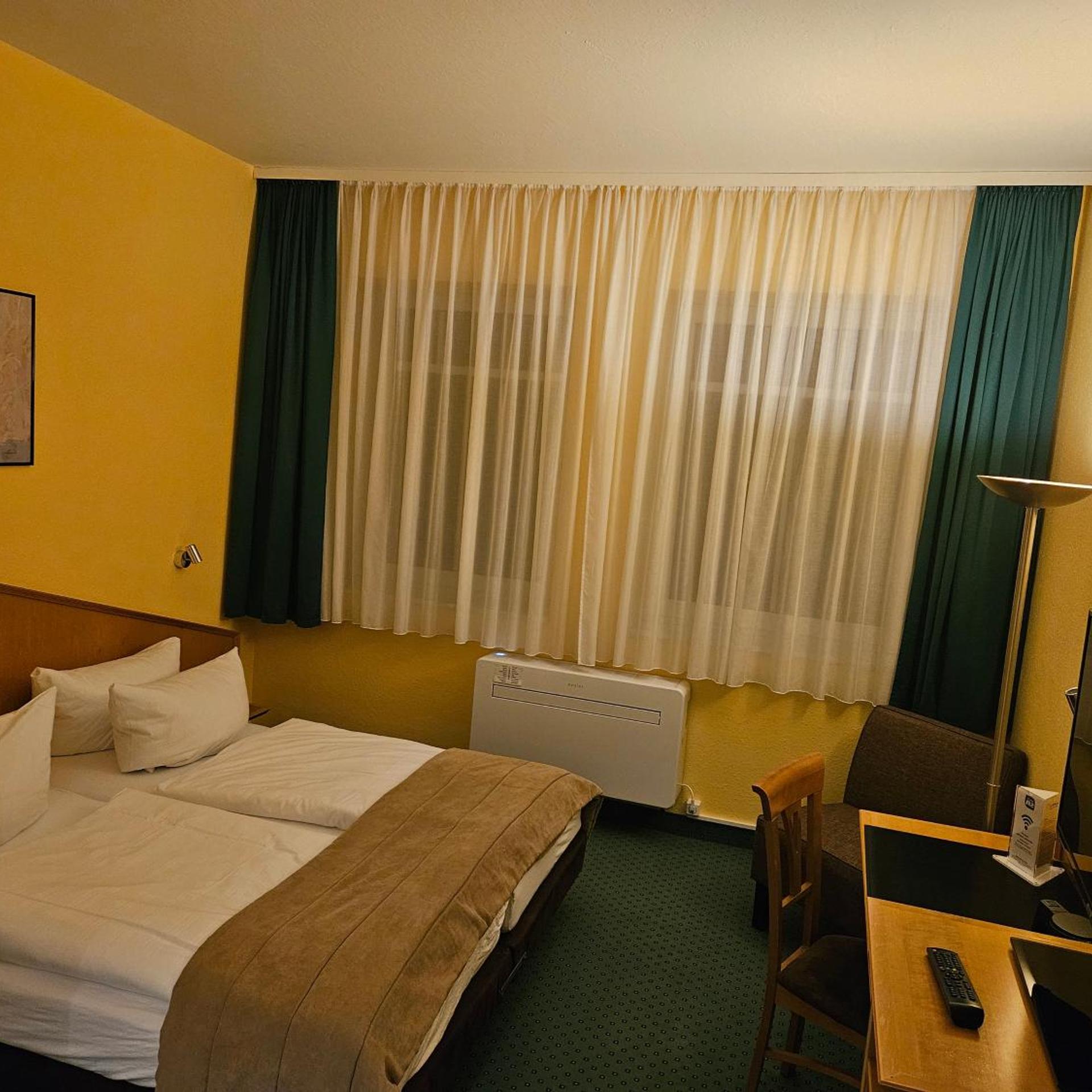 Superior, Double Bed, Hotel A2 3/6
