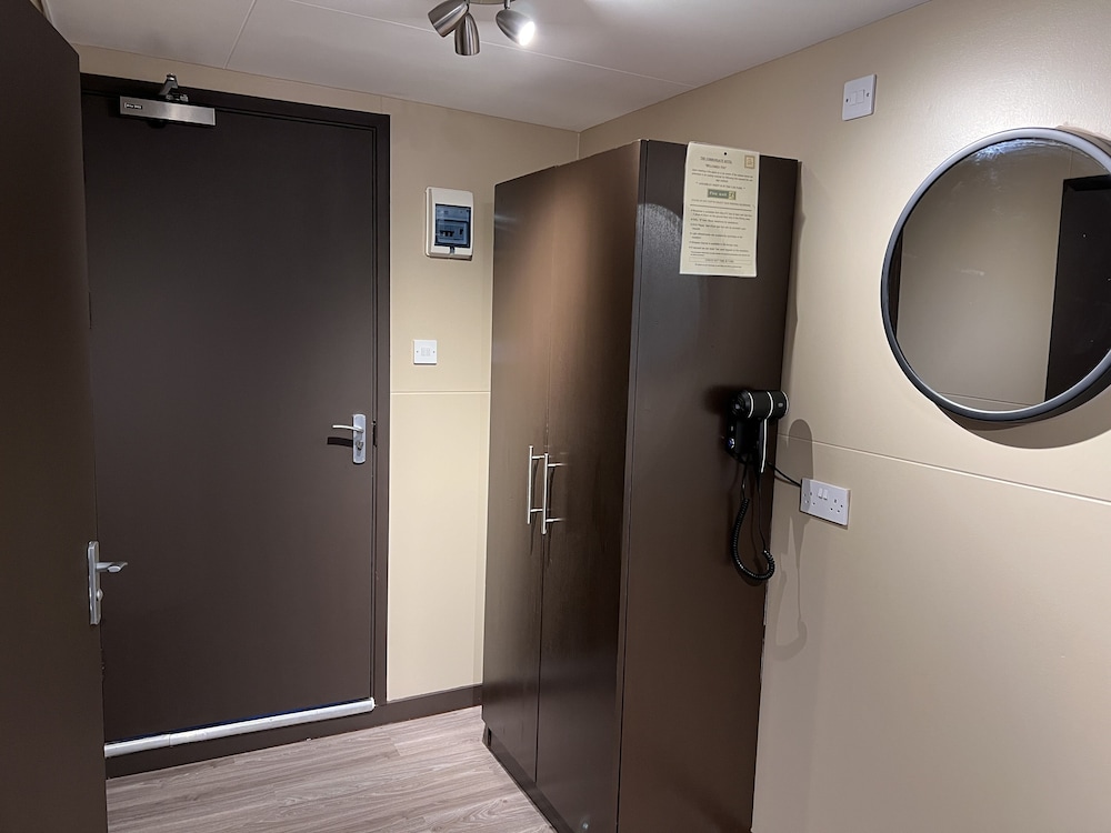 The Commongate Hotel 32/48