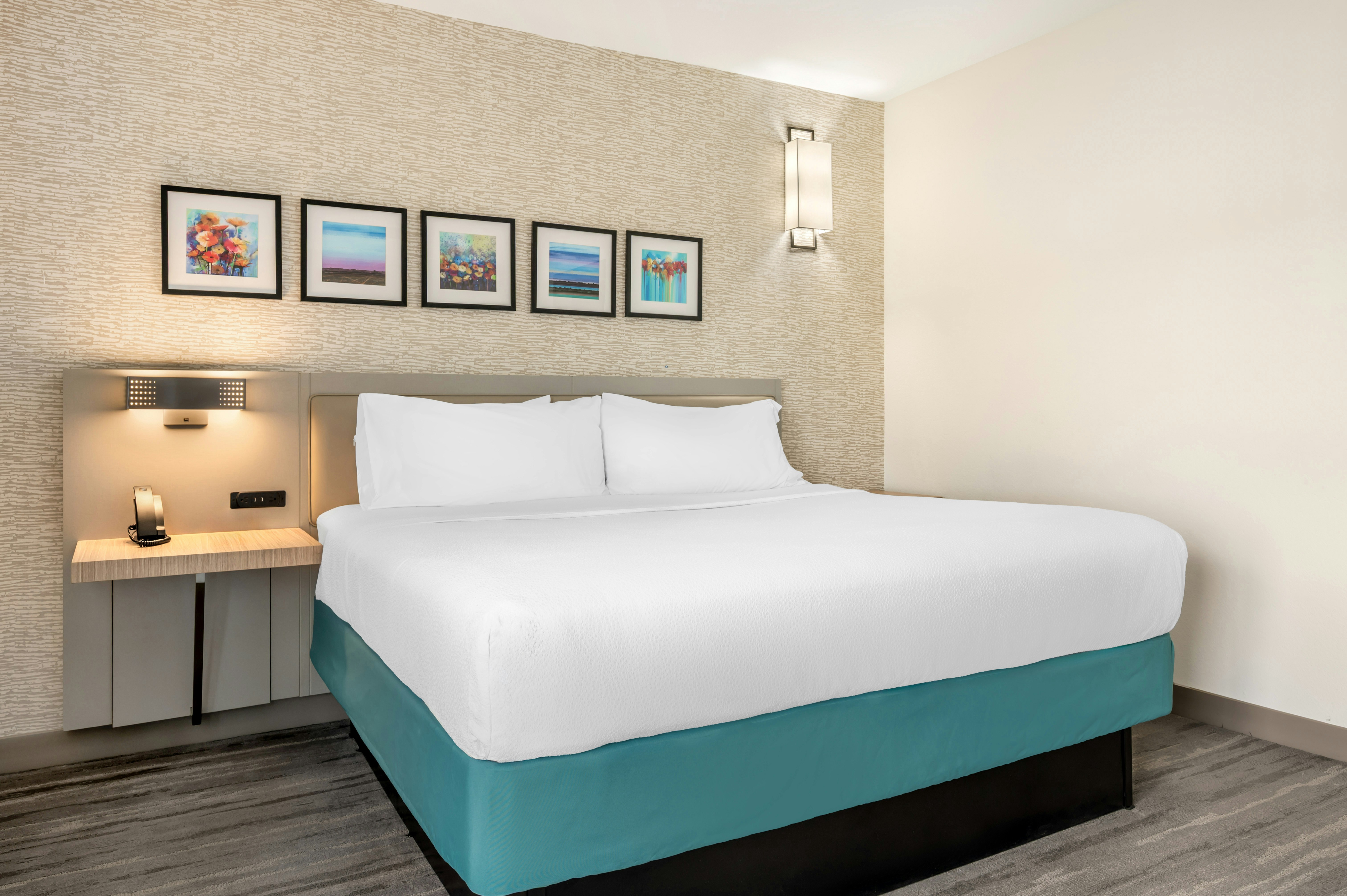 1 Bedroom, Suite, King Bed, Jetted Tub