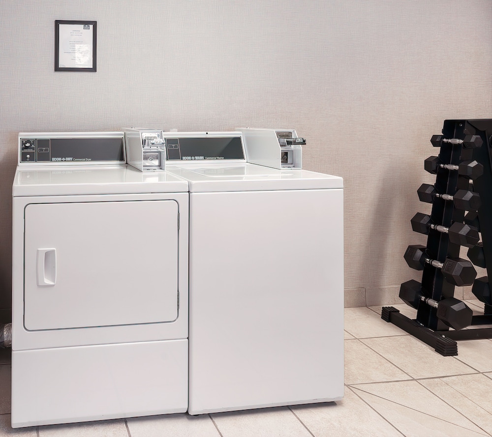 Cobblestone Inn & Suites Durand 33/45