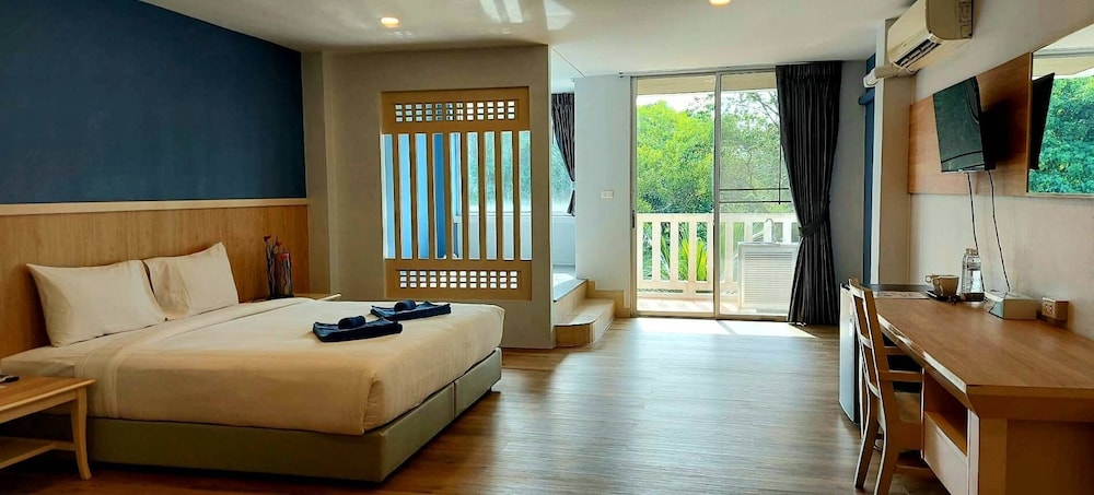 Karon Living Room 19/53