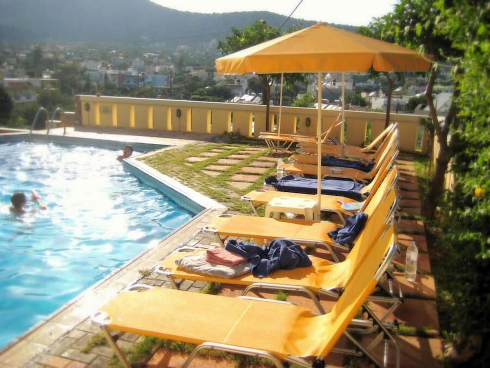 Villiana Holiday Apartments 23/50