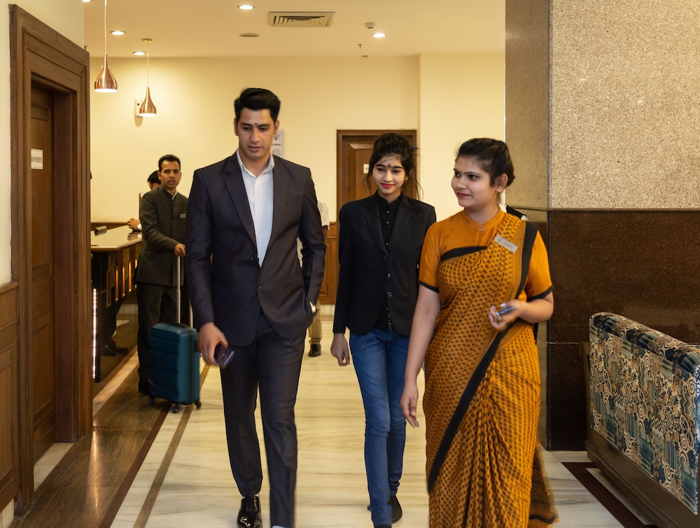 V One Hotel the Competent Palace 7/50