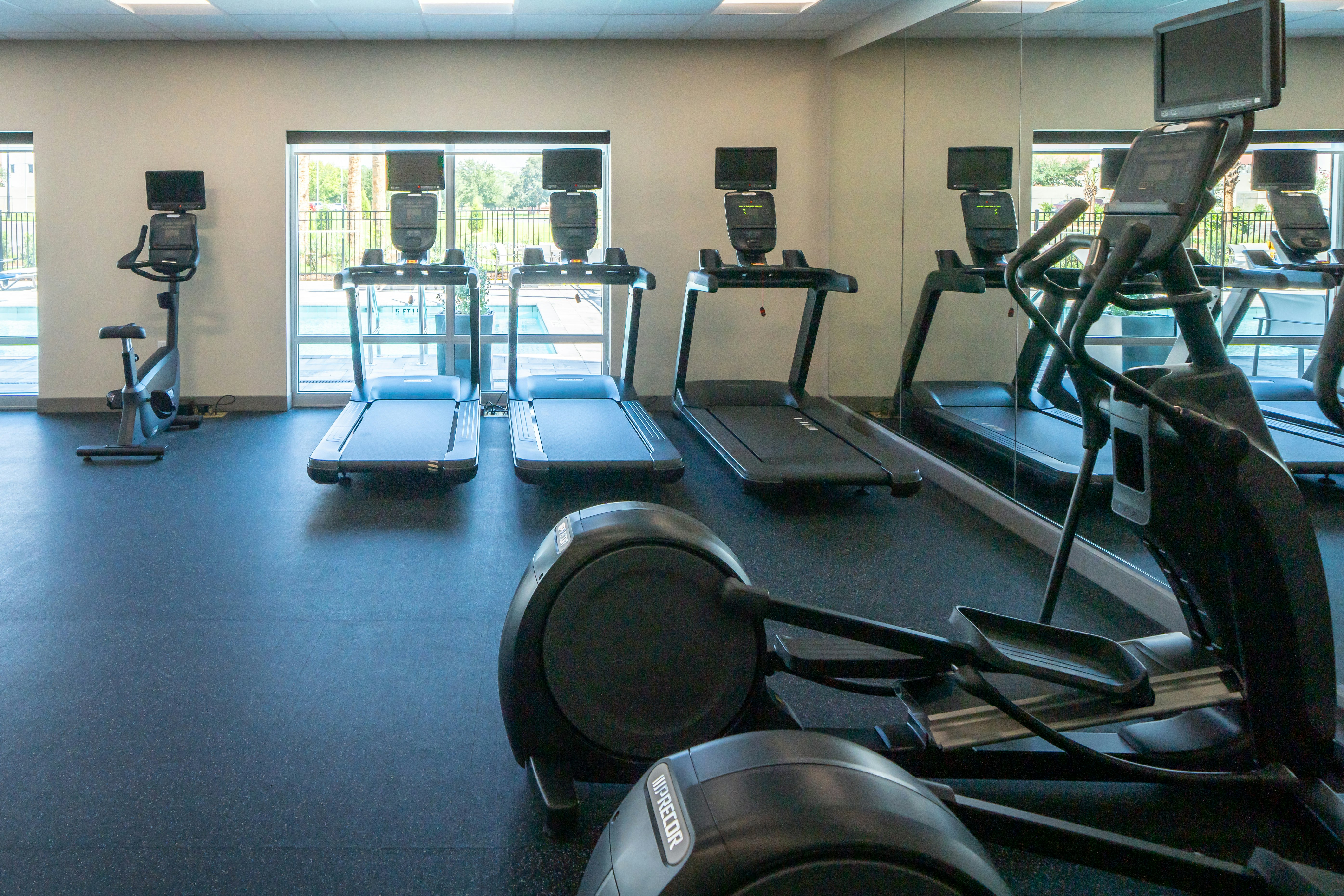 Holiday Inn Express & Suites Fort Walton Beach - Eglin Area, an IHG Hotel 23/50