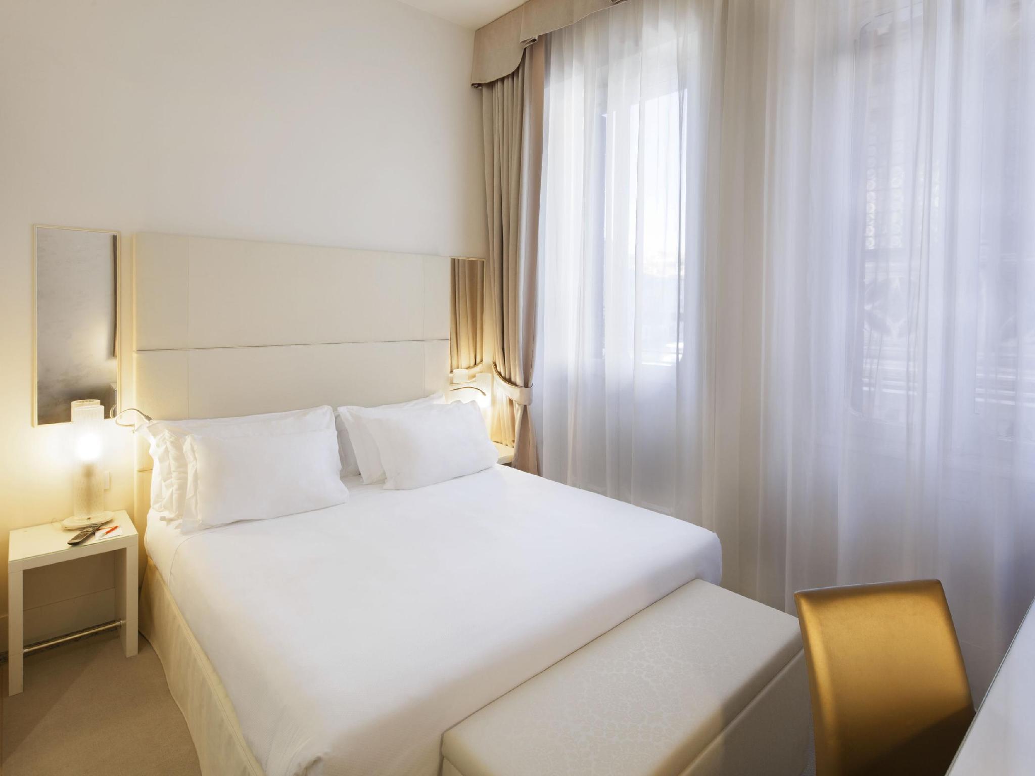 Room, Double Bed, Partial View