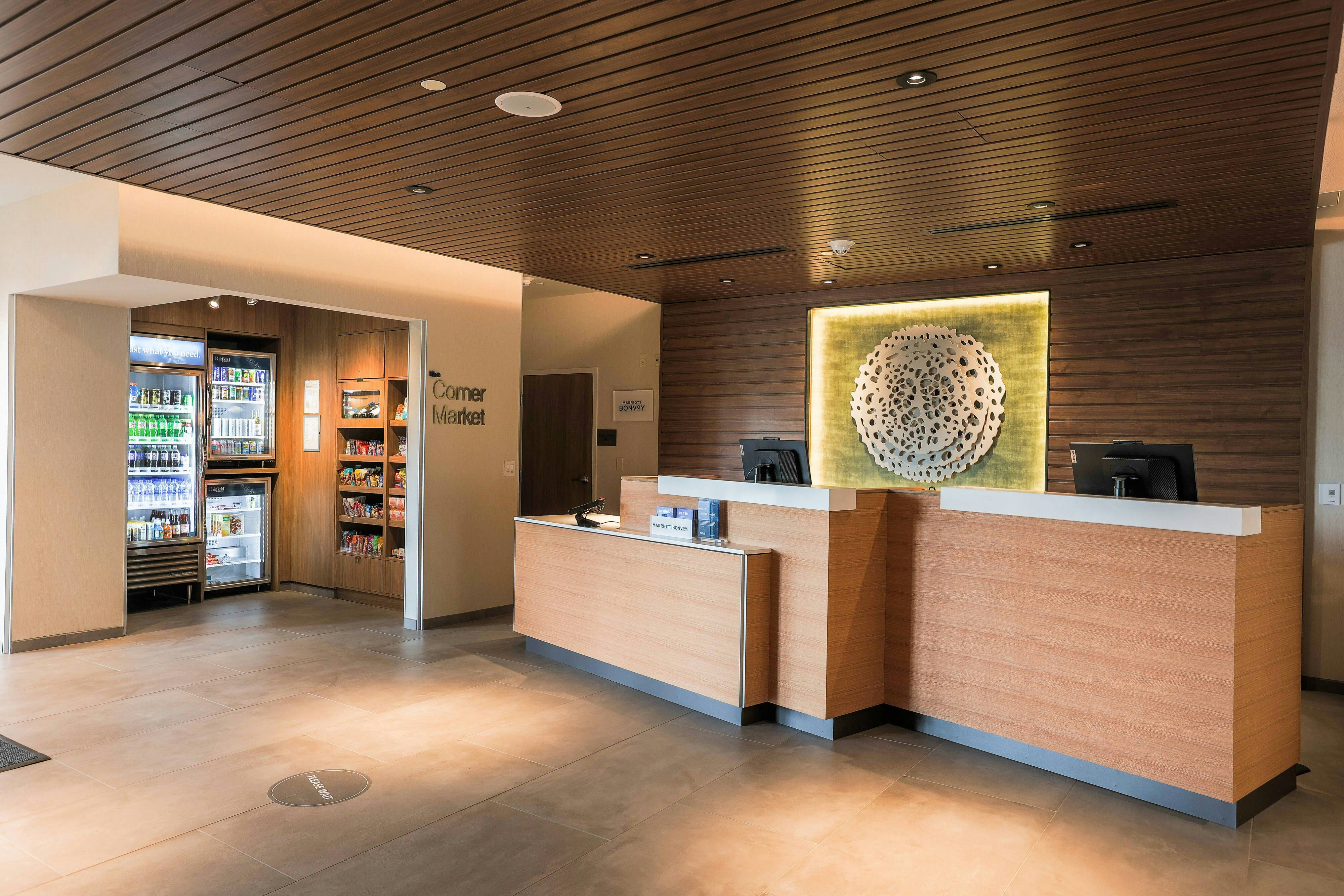 Fairfield Inn & Suites by Marriott Marquette 4/37