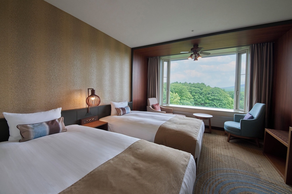 SUPERIOR, TWIN BEDS