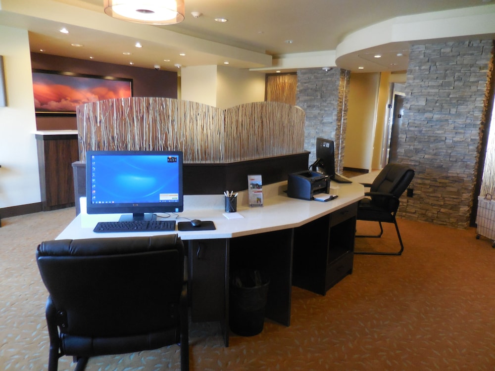 Ledgestone Hotel Vernal 52/63