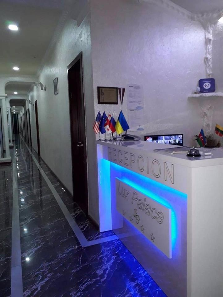 Lux Palace Hotel 4/50