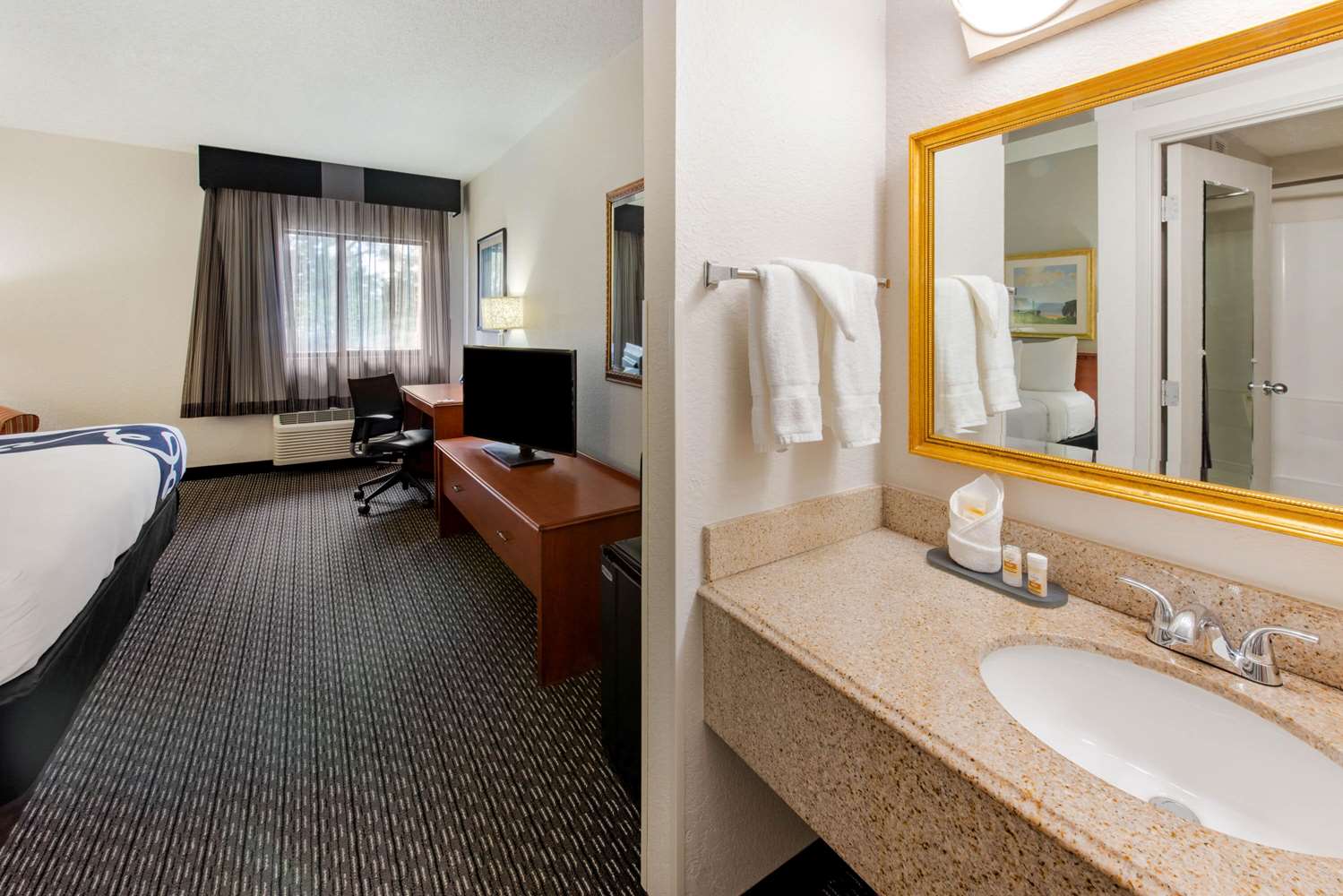 La Quinta Inn by Wyndham Ft. Lauderdale Tamarac East 27/34