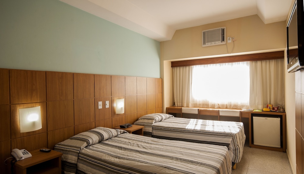 Hotel Bandeirantes 15/69
