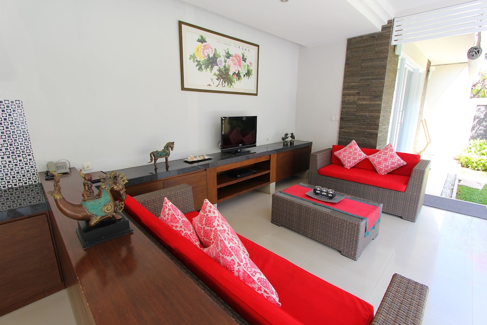 Heliconia Villa 60/77