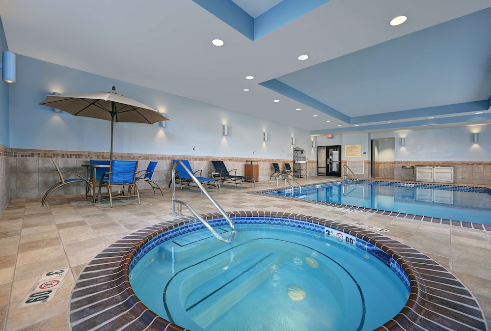 Hampton Inn Farmington MO 24/50