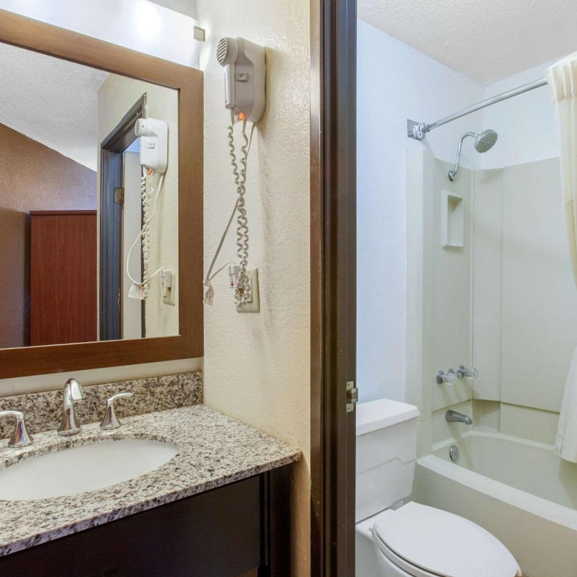 غرفة قياسية بسرير كينج، Scenic View Inn - Lake Powell - Page AZ 6/6