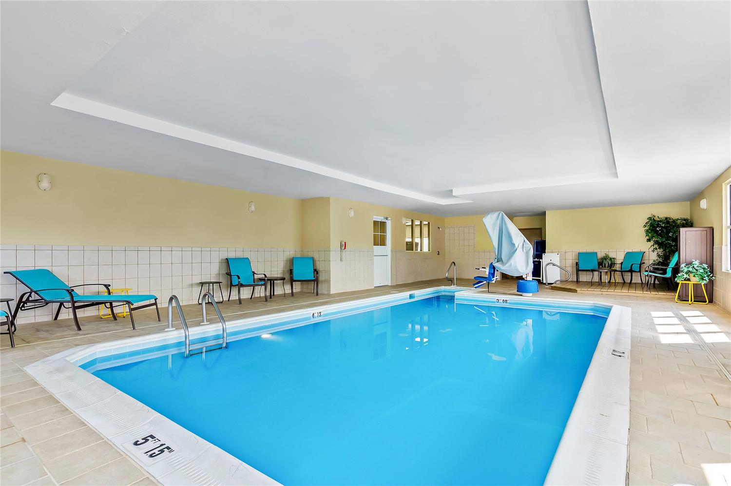 Country Inn Suites By Radisson Princeton Wv 18/34