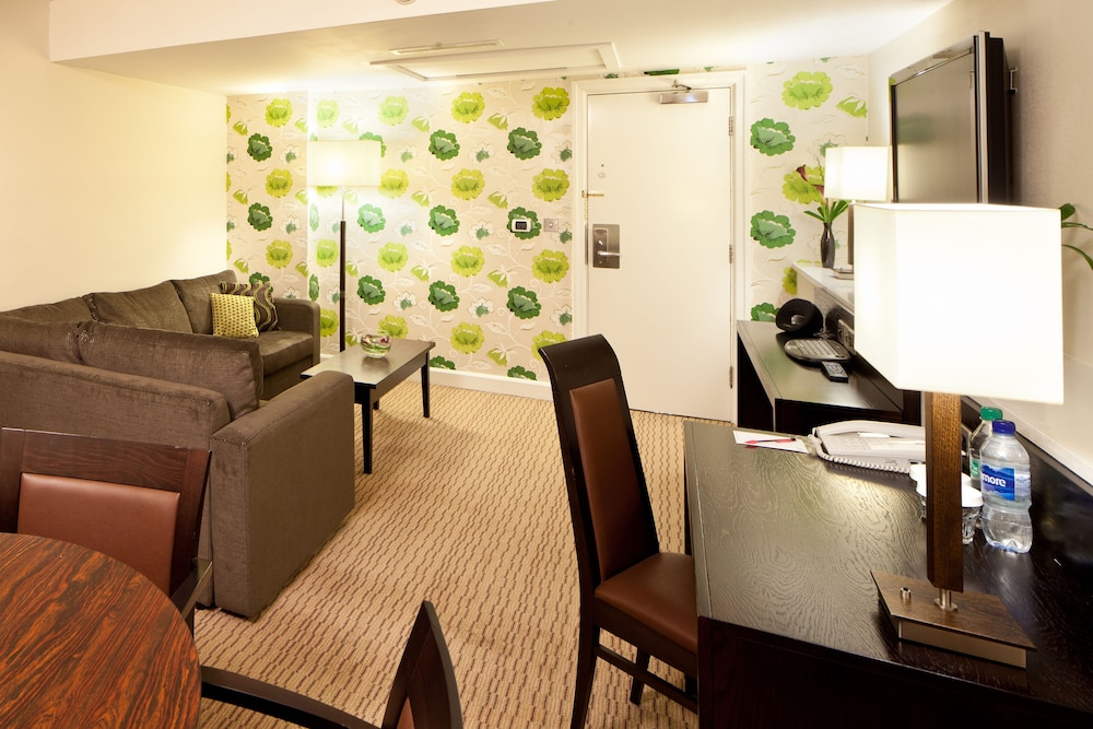 Mercure Manchester Piccadilly 36/70