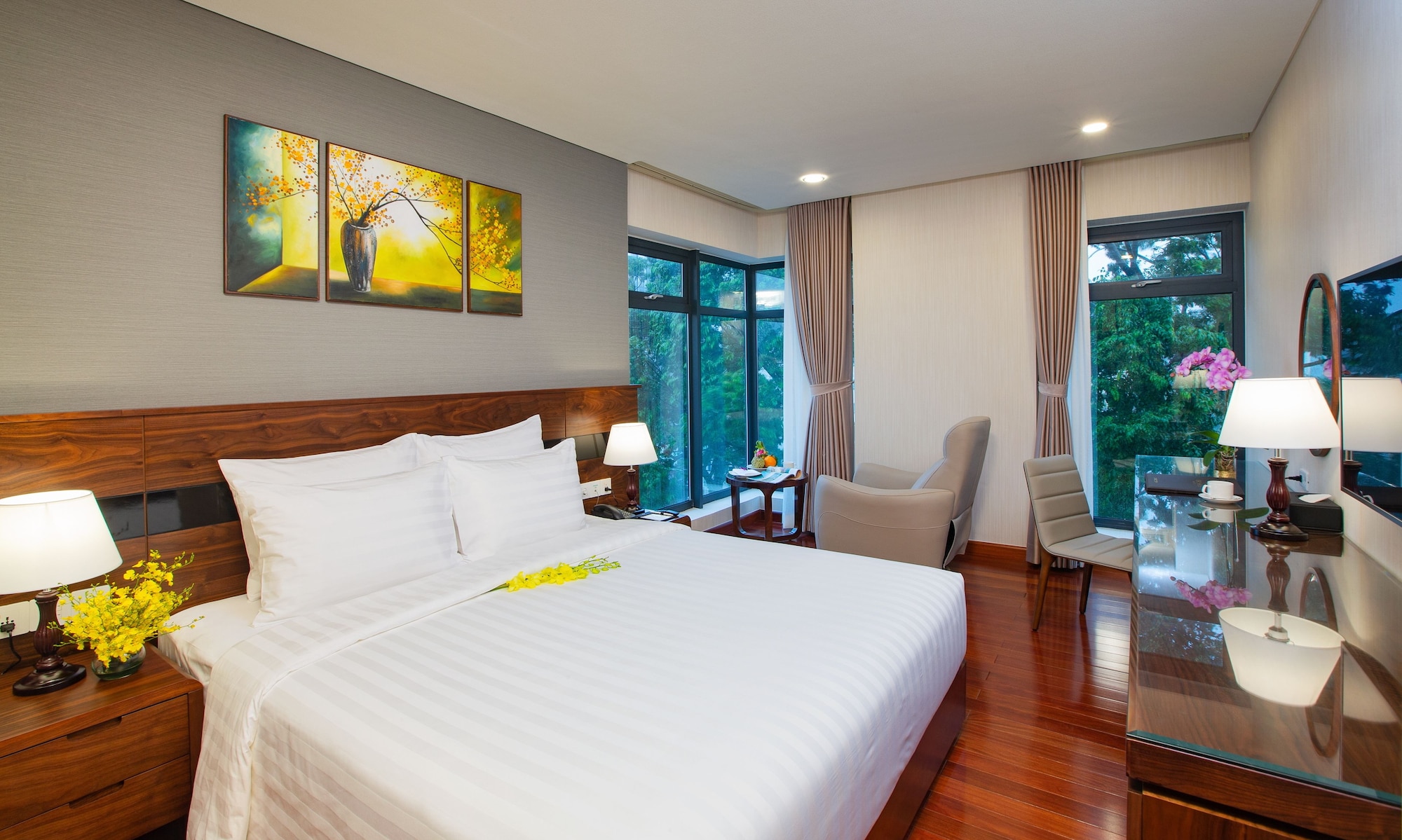 PREMIUM, DOUBLE OR TWIN BED