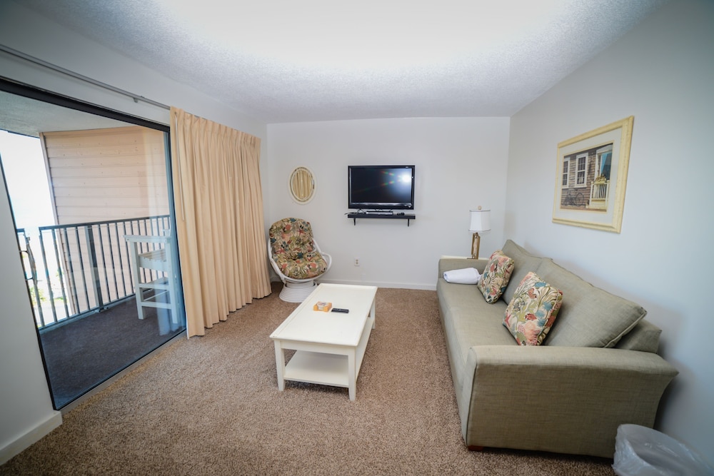Myrtle Beach Resort by Beach Vacations 60/79