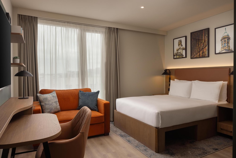 STUDIO, SUITE, QUEEN BED, ACCESSIBLE