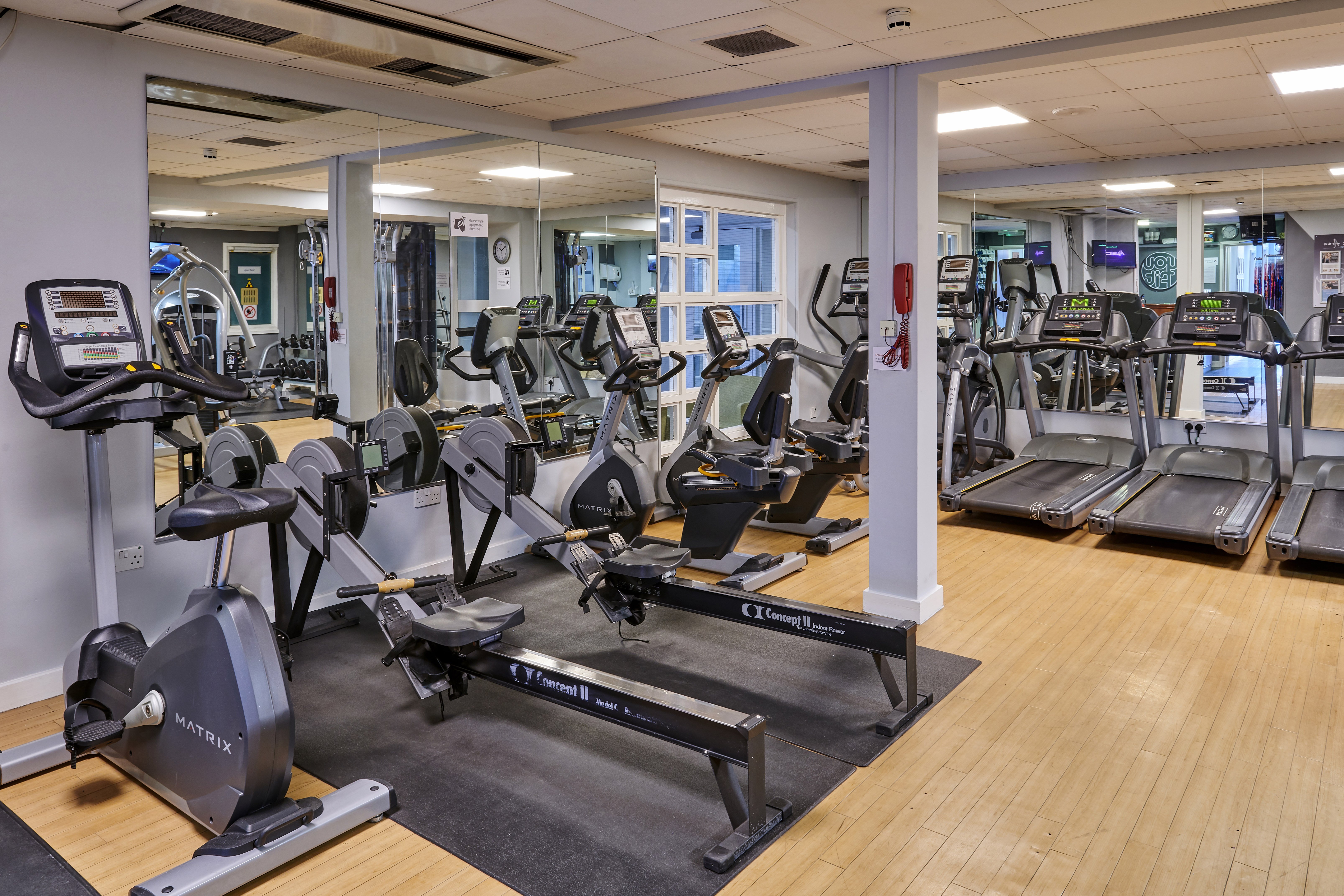 Holiday Inn Leeds Garforth 33/49