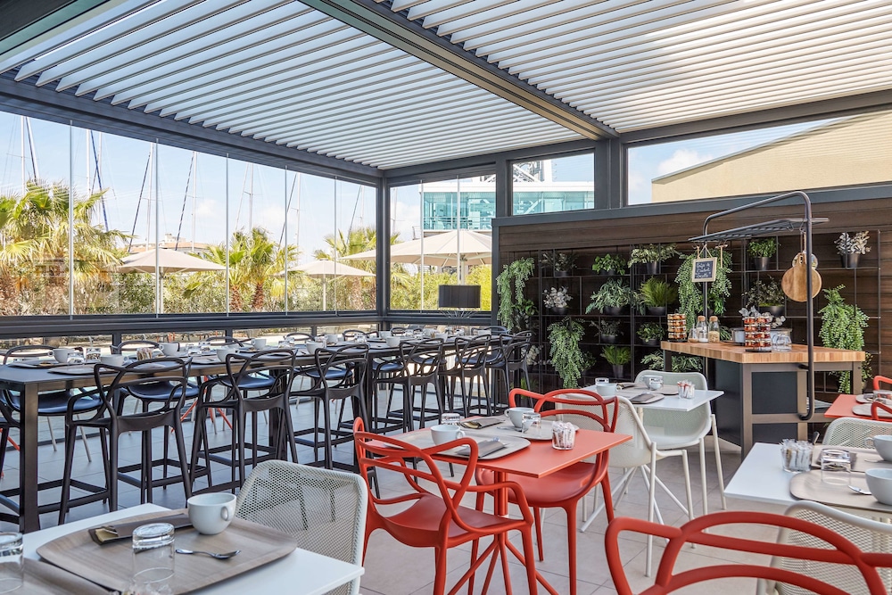 Hotel Mercure Toulon La Seyne-Sur-Mer 58/76