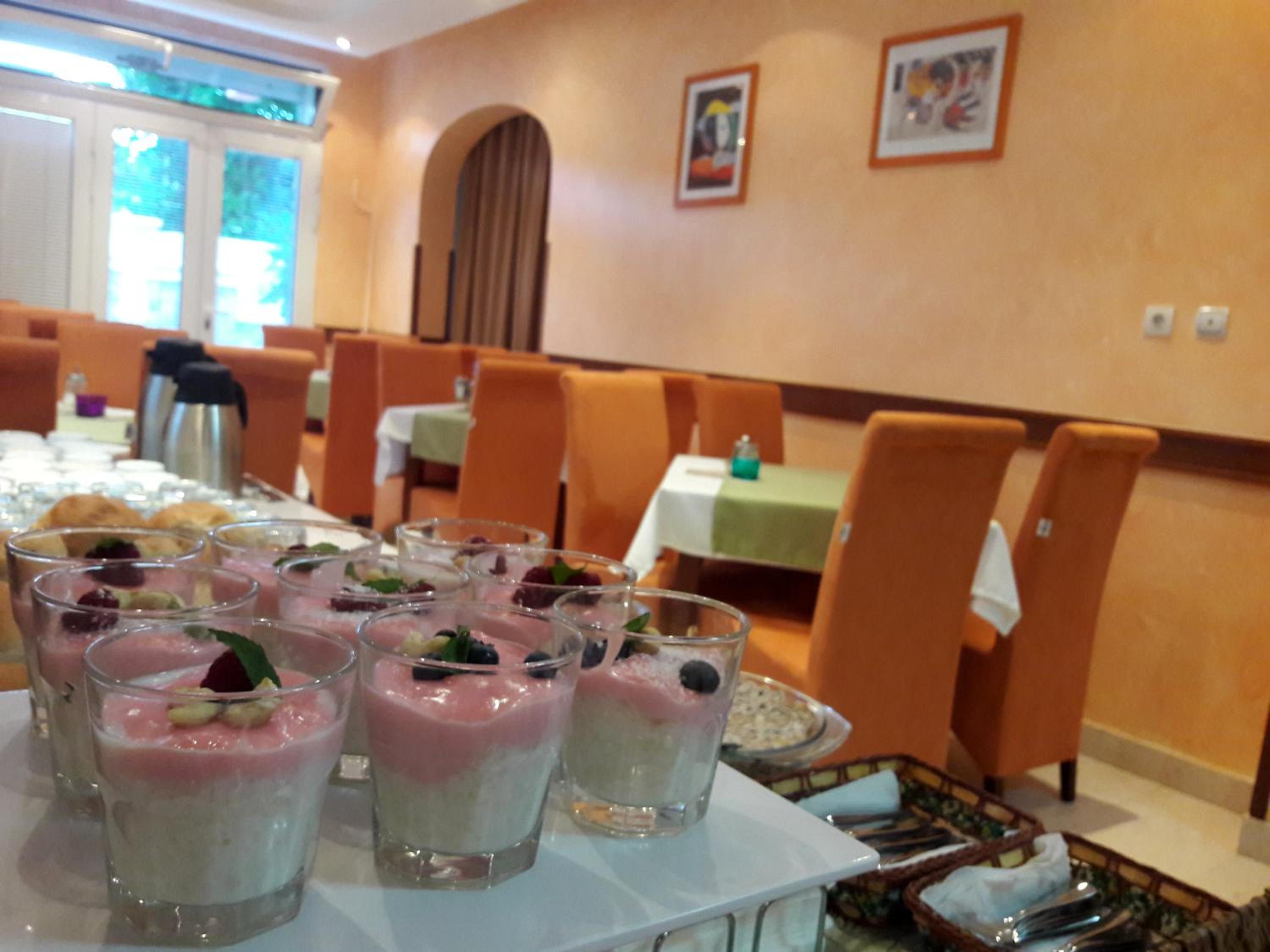 Garni Hotel Koral 38/50
