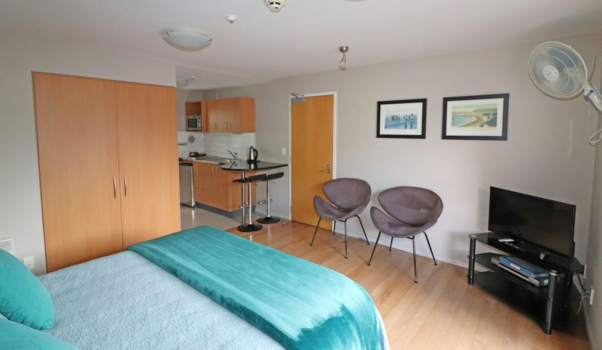 Sumner Bay Motel And Apartments 28/63