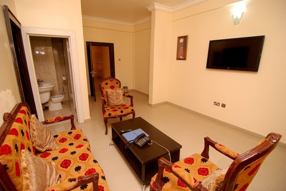 Ayalla Hotels Ltd 28/50
