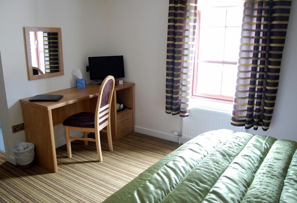 Ayre Hotel 16/40